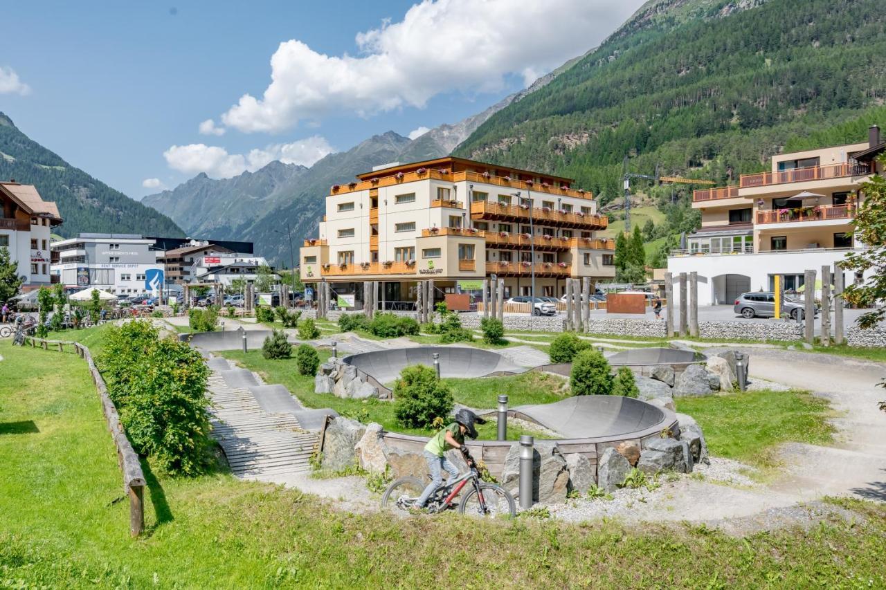 Hotel Baeckelar Wirt Superior Sölden Eksteriør billede